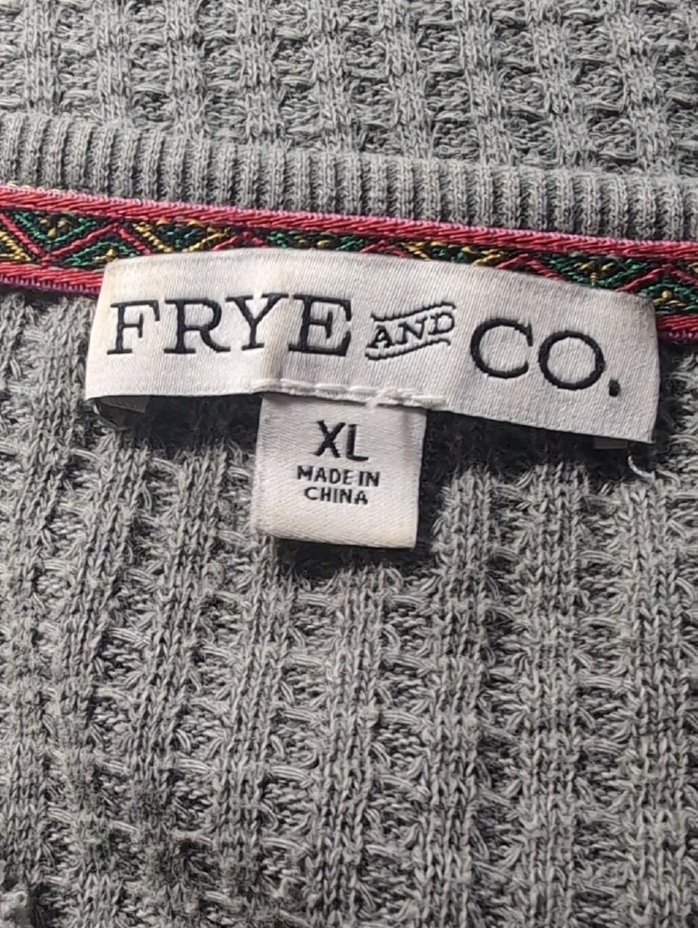 Frye & CO Waffle-Knit Olive Green Graphic Long-Sleeve Top Size XL - Picture 8 of 8